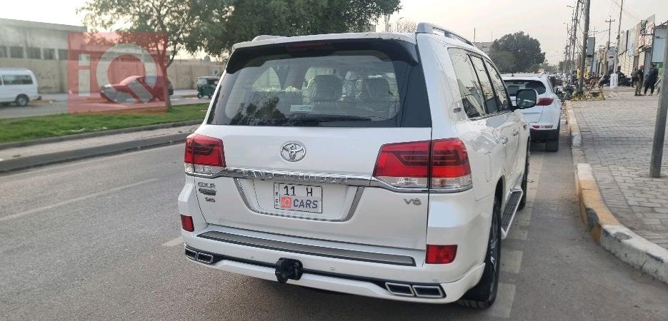 تويوتا لاندكروزر